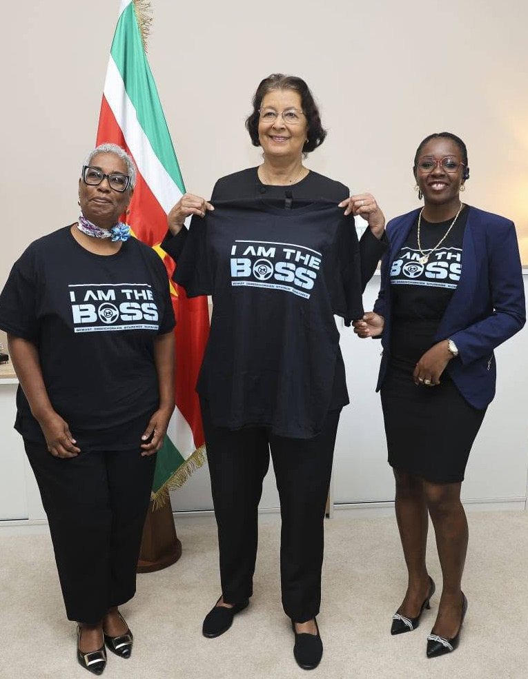 Delegatie van het VVI op bezoek bij de president van de Republiek Suriname